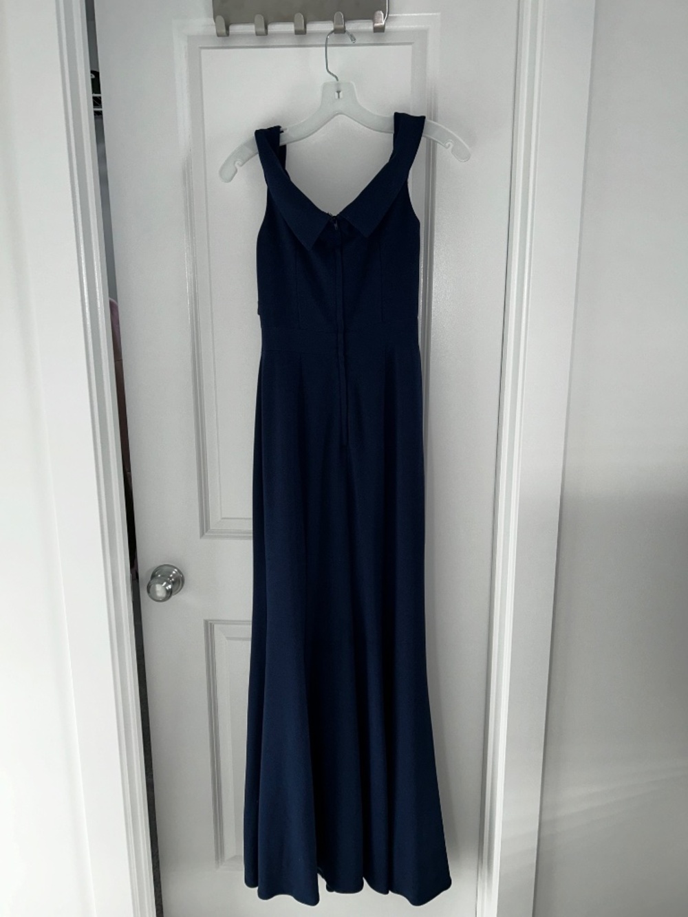Dress - Picture 3 of 5